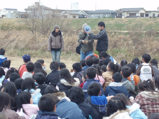 �ӊO�Ɛ^���ɕ����Ă���B